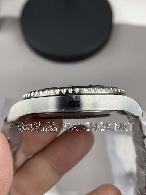 ARF厂钛合金游艇名仕深度评测：仅重107克细节对版吗？-第4张图片