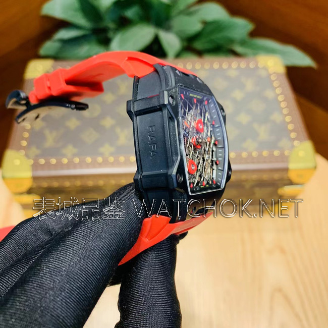 理查德rm27-04网球巨星限量版，千万级工价，复刻能做到多像？-第4张图片