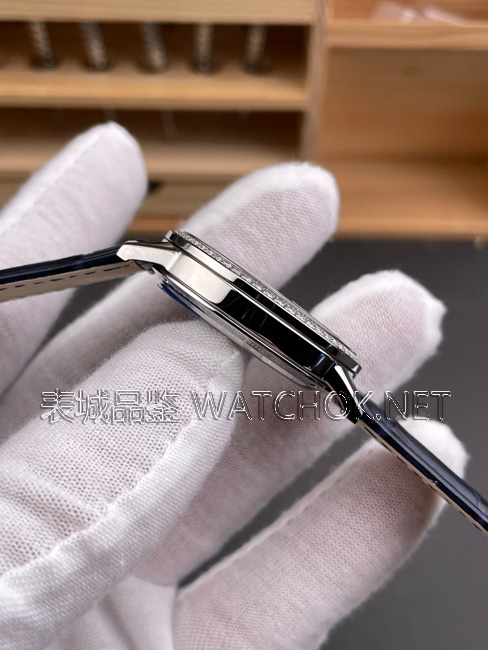 女表复刻的天花板?APS厂积家约会女表最新版实拍-第7张图片 女表复刻的天花板?APS厂积家约会女表最新版实拍-第7张图片