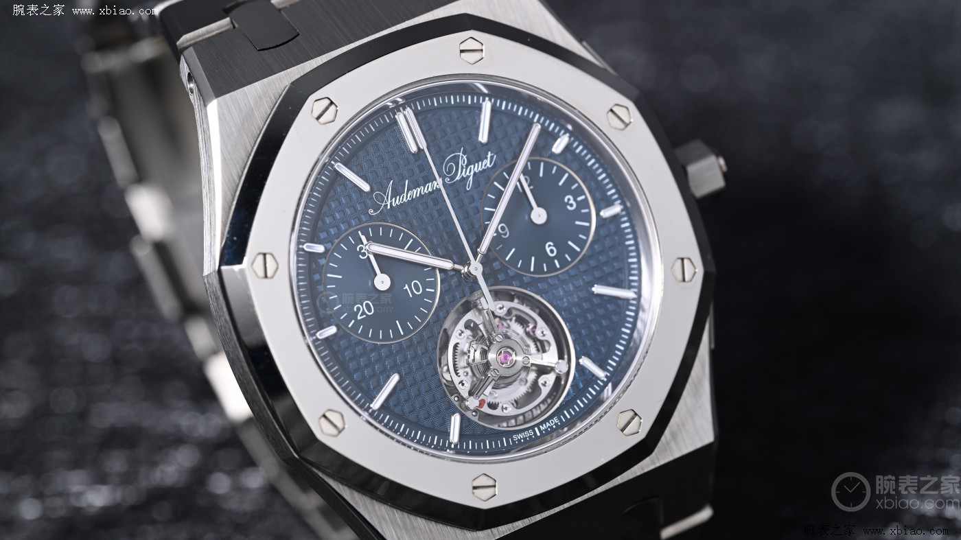 钛金属腕表天花板！爱彼的颜值、百达翡丽的稀缺，你更Pick谁？-第2张图片