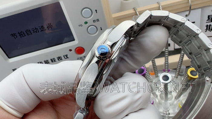 VS厂欧米茄海马300最新V4版对比:盘面、机芯、动储三大升级点解析-第5张图片 VS厂欧米茄海马300最新V4版对比:盘面、机芯、动储三大升级点解析-第5张图片