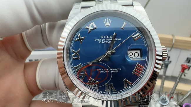 VS厂日志V2升级版评测:丹东3235机芯+蓝罗马盘,复刻天花板来了!-第2张图片 VS厂日志V2升级版评测:丹东3235机芯+蓝罗马盘,复刻天花板来了!-第2张图片