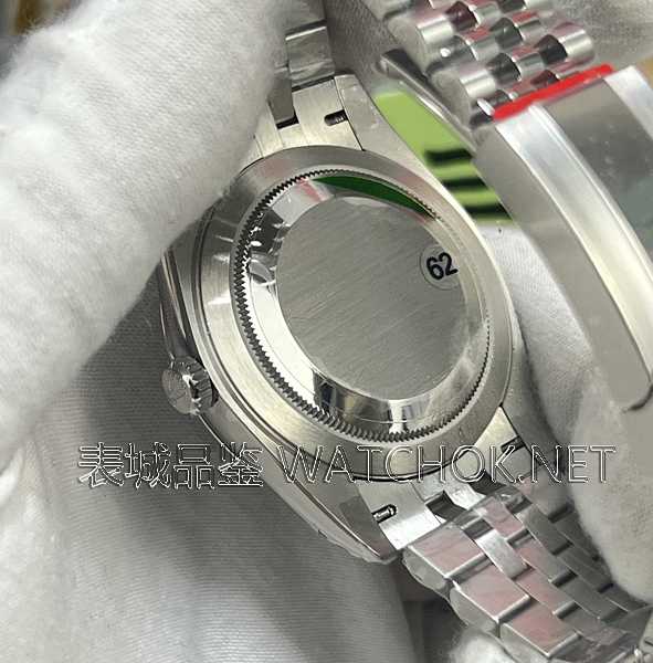 VS厂劳力士薄荷绿日志V2版上手实测：做工细节到底拉满没？-第6张图片