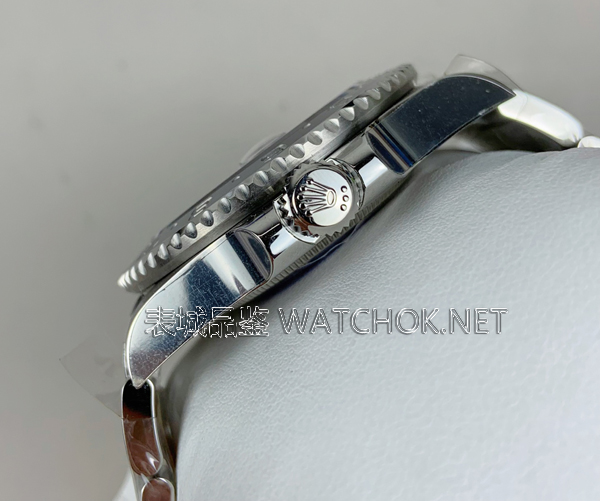 告别一眼假!RF厂劳力士格林尼治无卡度机芯开盖对比评测-第7张图片 告别一眼假!RF厂劳力士格林尼治无卡度机芯开盖对比评测-第7张图片