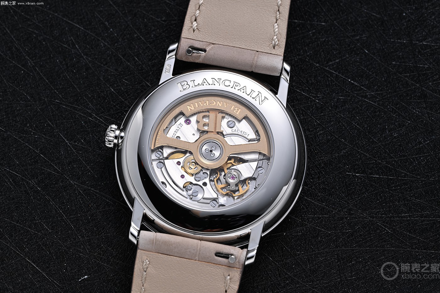 正装表天花板再升级！宝珀V系列三款新品独家解析-第12张图片