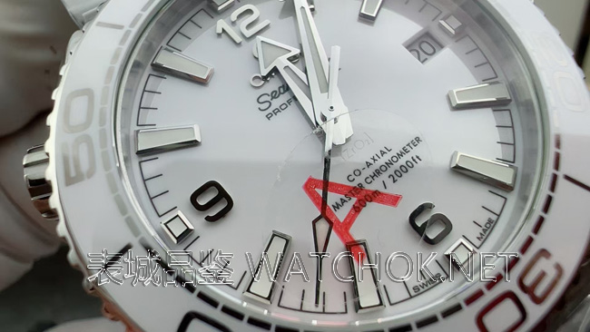 小尺寸手腕必备：VS厂海马600白盘V4版一体机芯39mm -第3张图片