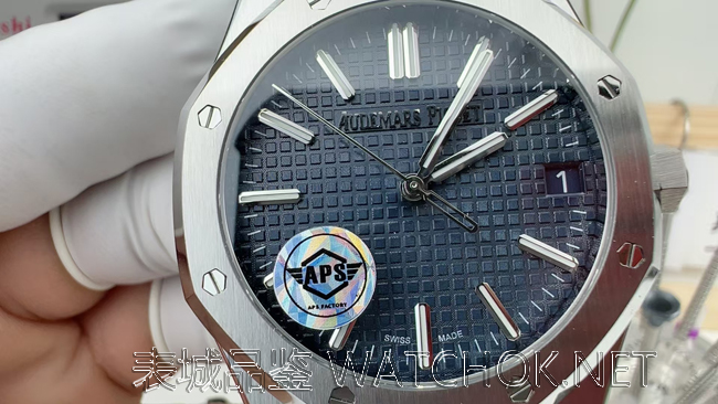 VS厂爱彼15510首发评测！丹东4302机芯对比APS谁更胜一筹？-第2张图片