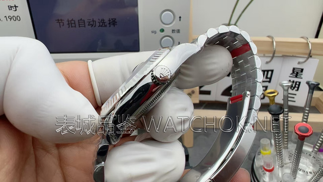 VS厂日志绿萝V2版才是36mm最高版本，重量、机芯全面解析-第6张图片