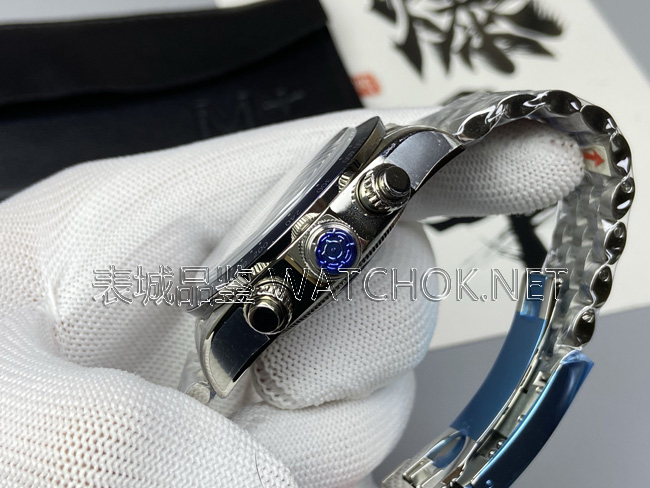 M+帝舵碧湾计时终极版蓝盘首发实测!细节太强-第7张图片 M+帝舵碧湾计时终极版蓝盘首发实测!细节太强-第7张图片